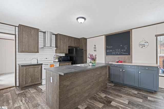 4724 Dacusville Highway, Marietta, SC 29661