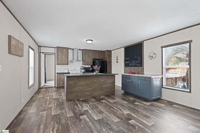 4724 Dacusville Highway, Marietta, SC 29661