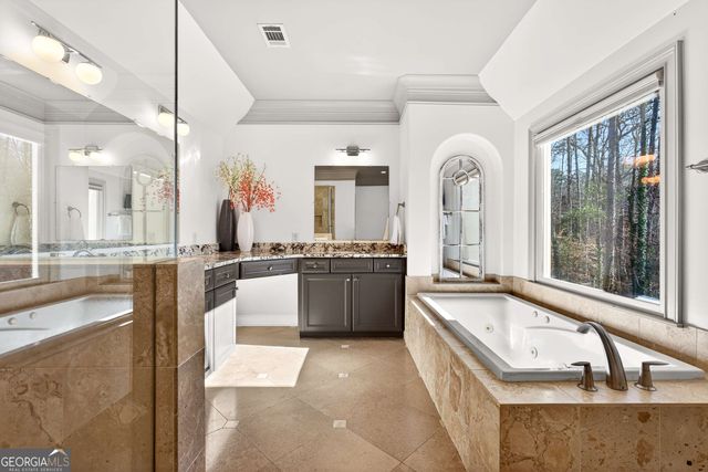 1986 Continental Drive NE, Atlanta, GA 30345