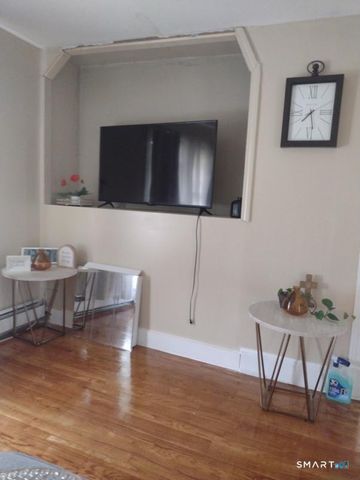 27-29 Addison Street, Hartford, CT 06120
