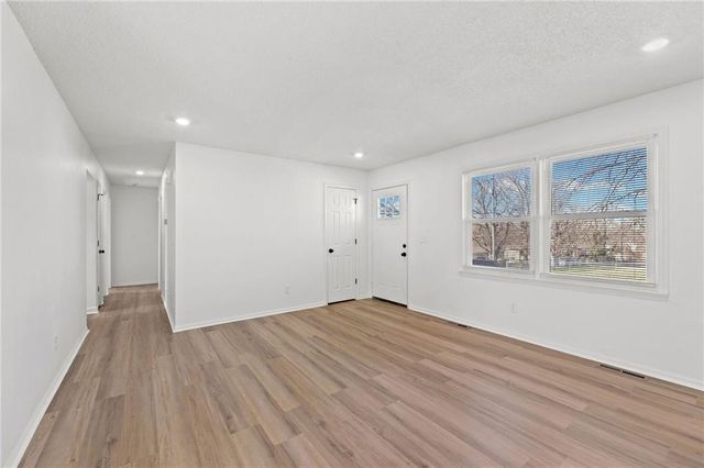 1707 Stacy Road, Harrisonville, MO 64701