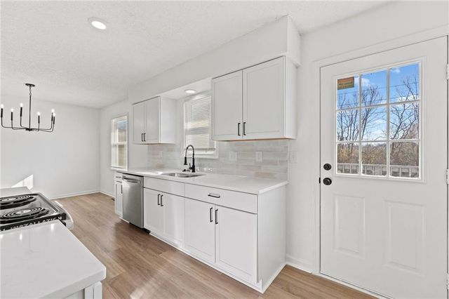 1707 Stacy Road, Harrisonville, MO 64701