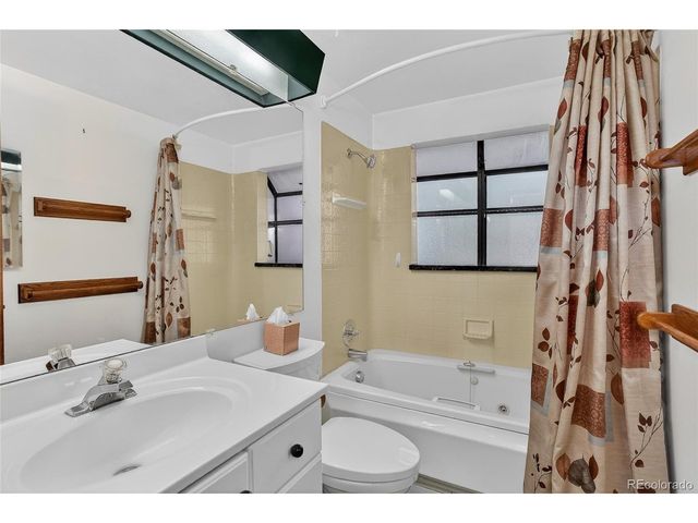 10576 Ura Ln, Northglenn, CO 80234