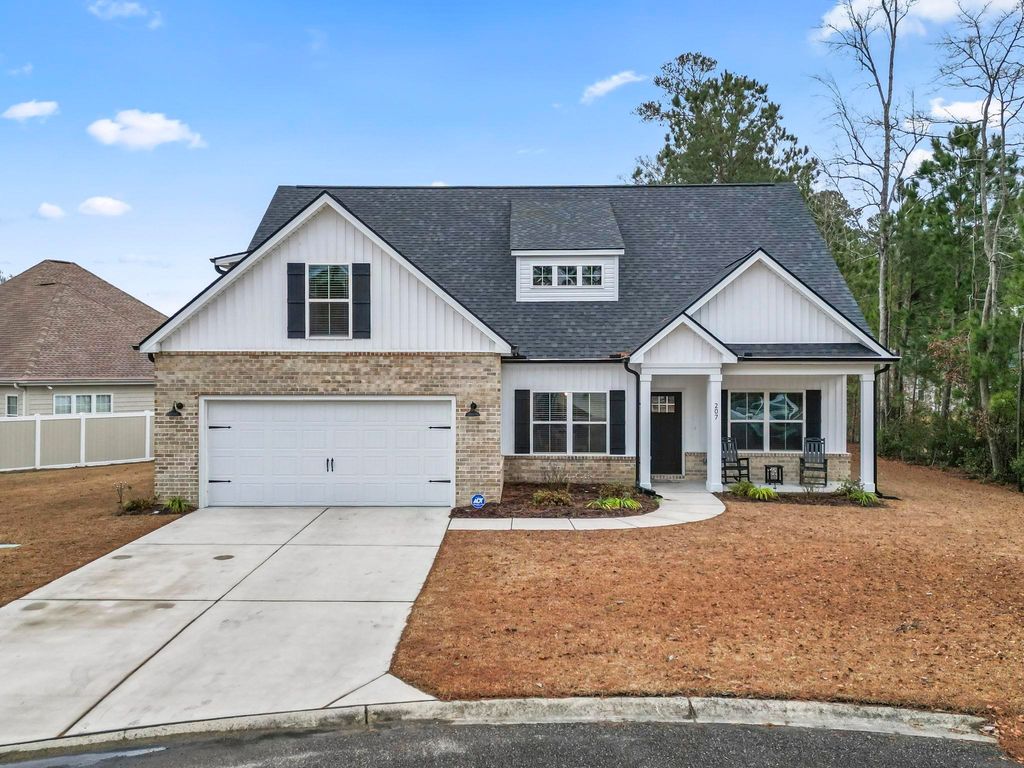 207 Putney Ct., Conway, SC 29526