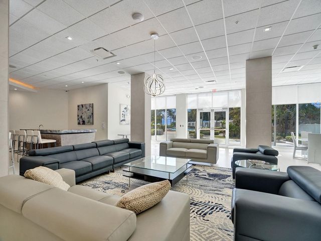 3001 S Ocean Drive 923, Hollywood, FL 33019