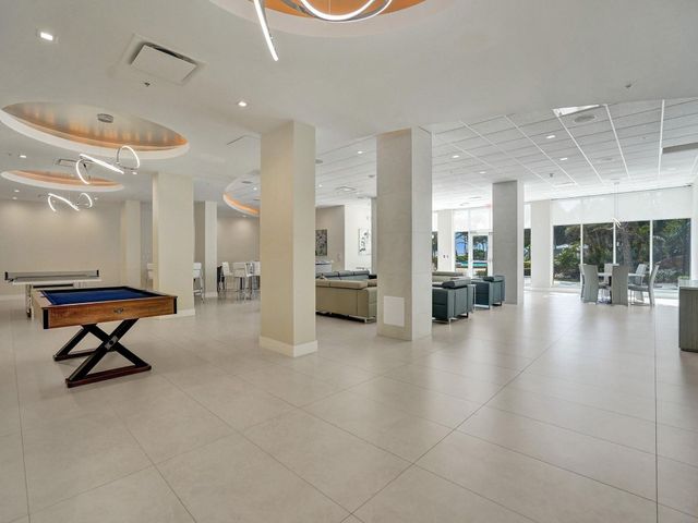 3001 S Ocean Drive 923, Hollywood, FL 33019