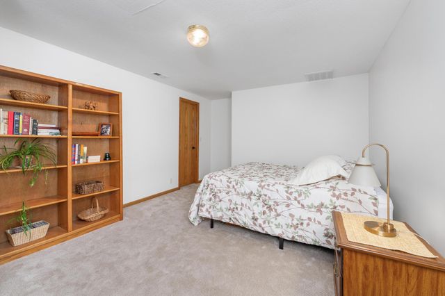 1009 S Sandalwood St, Wichita, KS 67230