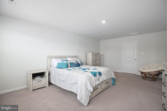 17447 JACKSON DR, Bowling Green, VA 22427