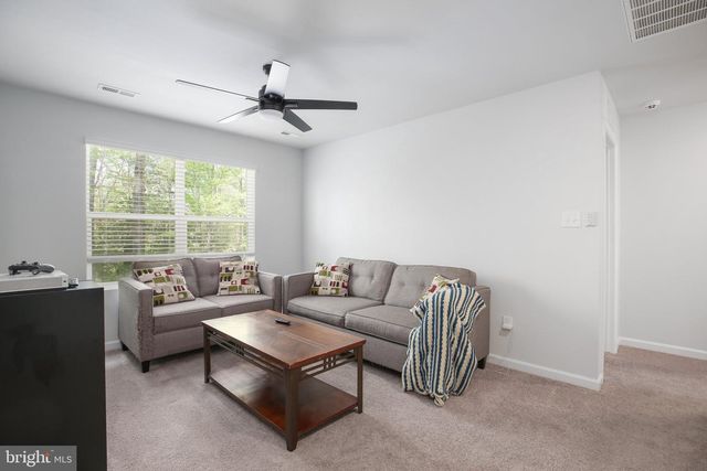 17447 JACKSON DR, Bowling Green, VA 22427