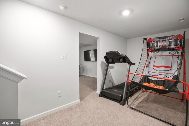 17447 JACKSON DR, Bowling Green, VA 22427