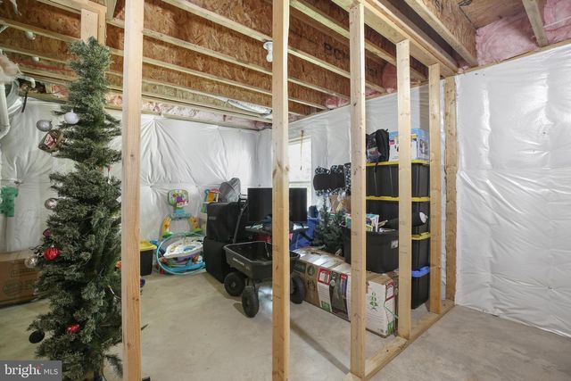 17447 JACKSON DR, Bowling Green, VA 22427