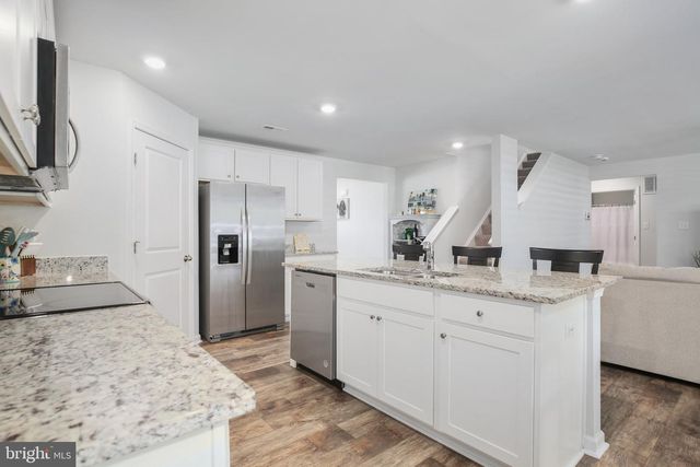 17447 JACKSON DR, Bowling Green, VA 22427