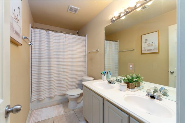 4001 Chinaberry Drive, Garland, TX 75043