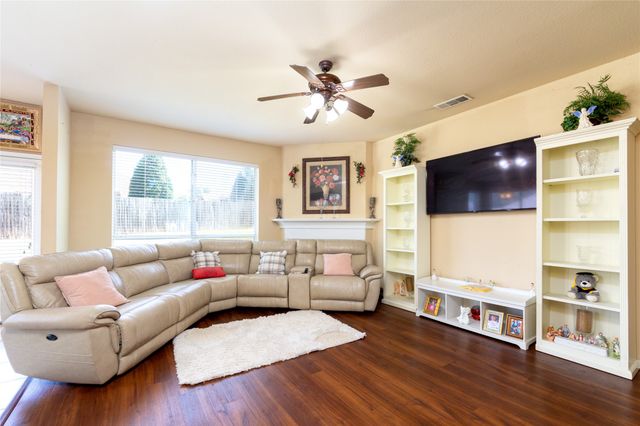 4001 Chinaberry Drive, Garland, TX 75043