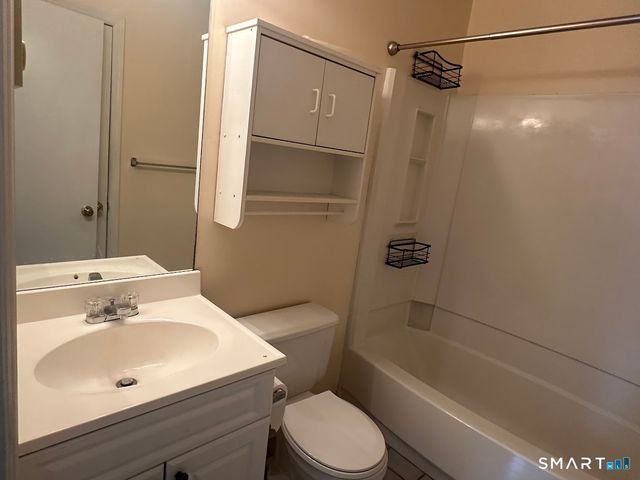 925 Oronoke Road 100I, Waterbury, CT 06708