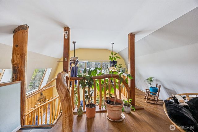 171 E Old Farm Rd, Shelton, WA 98584