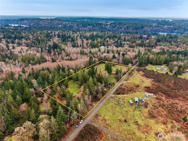 171 E Old Farm Rd, Shelton, WA 98584