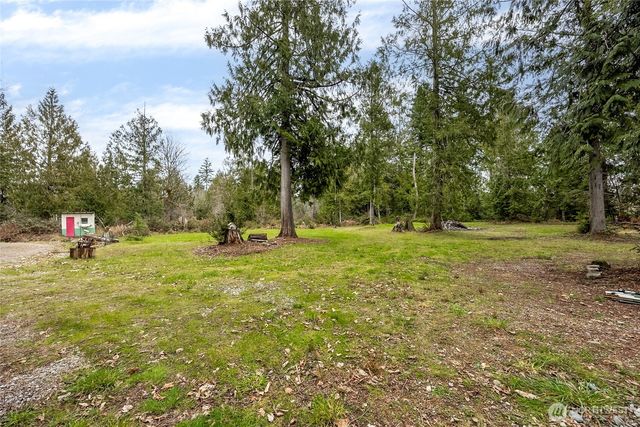 171 E Old Farm Rd, Shelton, WA 98584