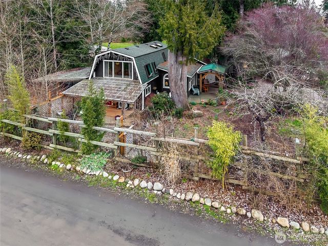 171 E Old Farm Rd, Shelton, WA 98584