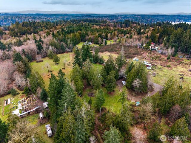 171 E Old Farm Rd, Shelton, WA 98584