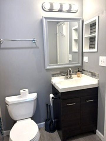 612 Rosner Drive 612, Roselle, IL 60172