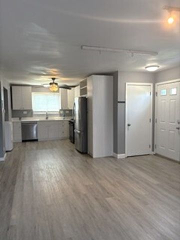612 Rosner Drive 612, Roselle, IL 60172