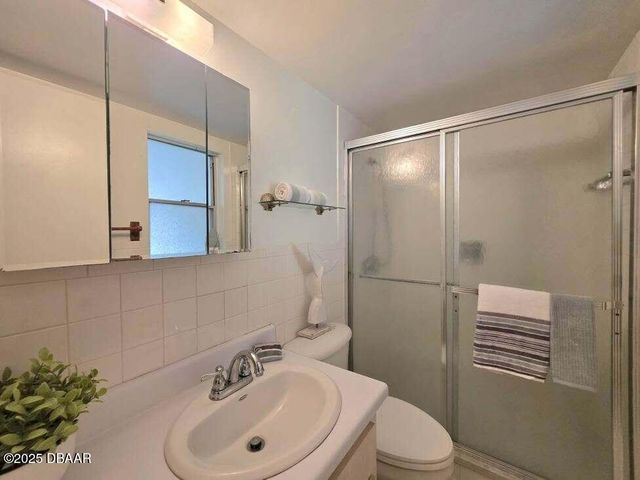 2810 Ocean Shore Blvd Apt 16, Ormond Beach, FL 32176