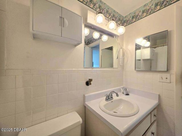 2810 Ocean Shore Blvd Apt 16, Ormond Beach, FL 32176