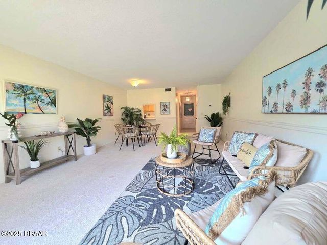 2810 Ocean Shore Blvd Apt 16, Ormond Beach, FL 32176