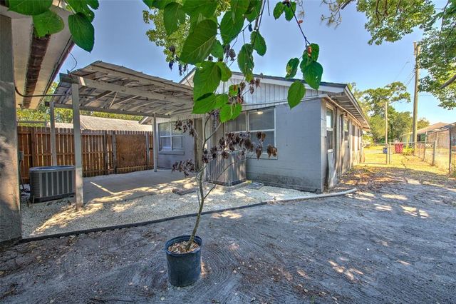 905 W BALL STREET, Plant City, FL 33563