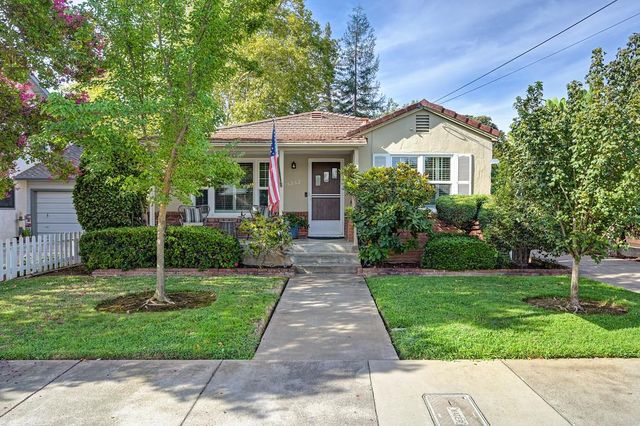 5262 L St, Sacramento, CA 95819