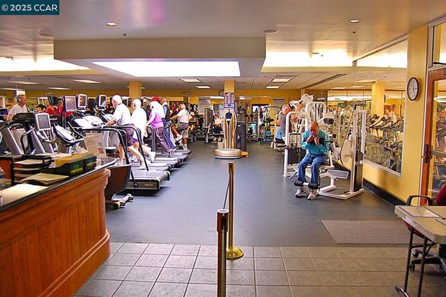 1332 Canyonwood Ct 2, Walnut Creek, CA 94595