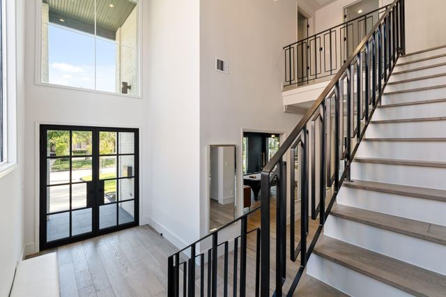 6012 Riverview Way, Houston, TX 77057