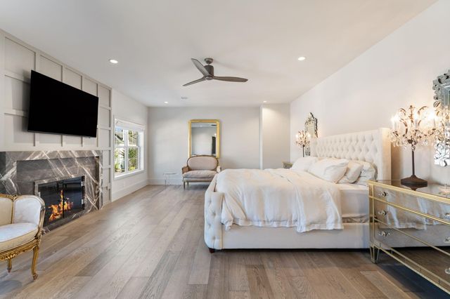 6012 Riverview Way, Houston, TX 77057