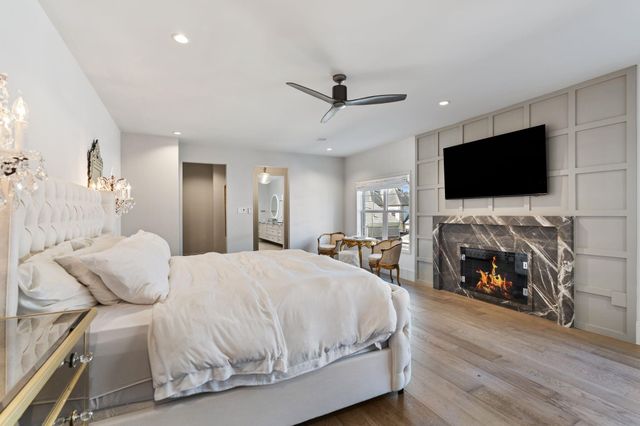 6012 Riverview Way, Houston, TX 77057