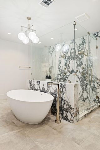 6012 Riverview Way, Houston, TX 77057