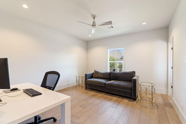 6012 Riverview Way, Houston, TX 77057