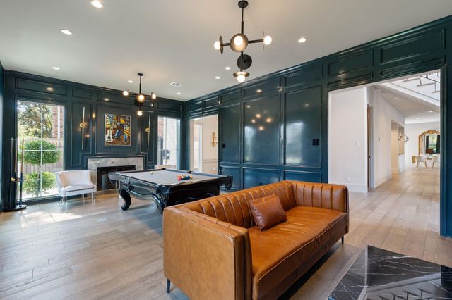 6012 Riverview Way, Houston, TX 77057