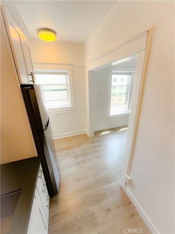 325 W 3rd 507, Long Beach, CA 90802
