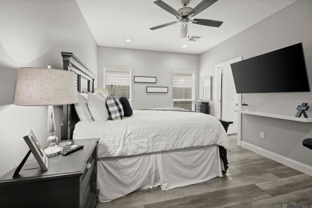 820 S Audubon Place Ave, Gonzales, LA 70737