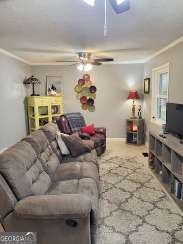 4223 37th Court SW, Lanett, AL 36863