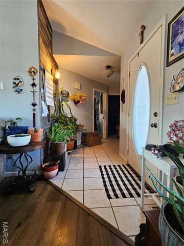 103 Ridgeview Drive, St Robert, MO 65584