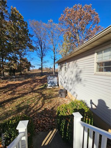 103 Ridgeview Drive, St Robert, MO 65584