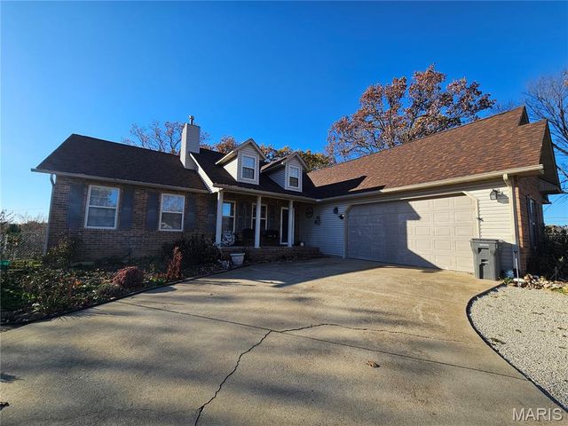 103 Ridgeview Drive, St Robert, MO 65584