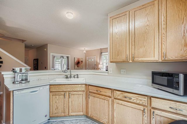 16373 Javari Court, Lakeville, MN 55044