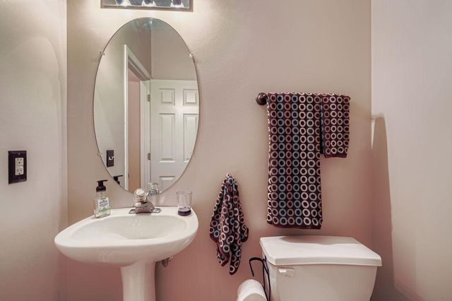 16373 Javari Court, Lakeville, MN 55044