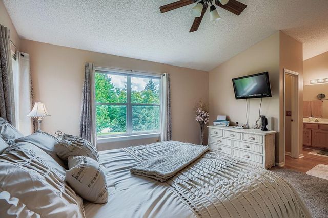 16373 Javari Court, Lakeville, MN 55044