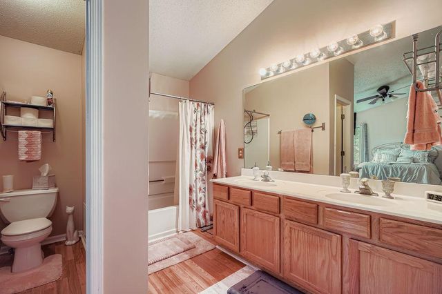 16373 Javari Court, Lakeville, MN 55044