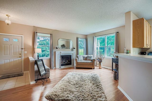 16373 Javari Court, Lakeville, MN 55044