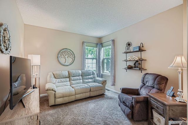 16373 Javari Court, Lakeville, MN 55044